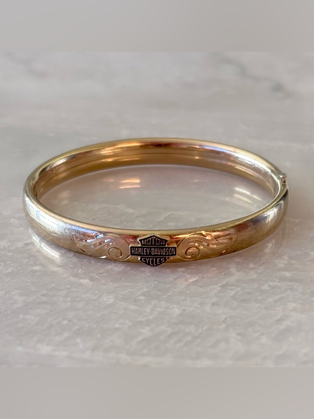 Vtg Harley Davidson Logo Wings 14K Gold Filled Hinged Bangle Bracelet Stamper